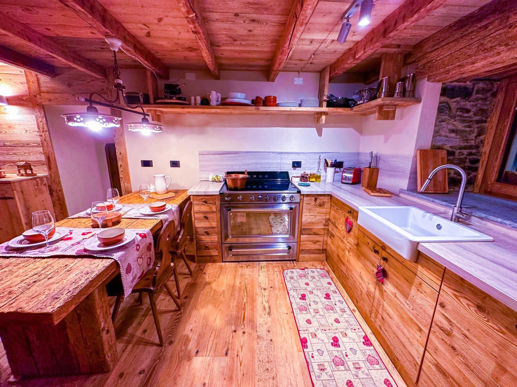 Joivy Modern Family Chalet With Stunning Mountain Views Камполук Экстерьер фото
